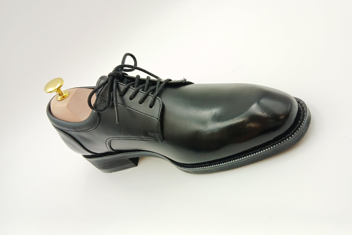 Obsidian Plain Derbies
