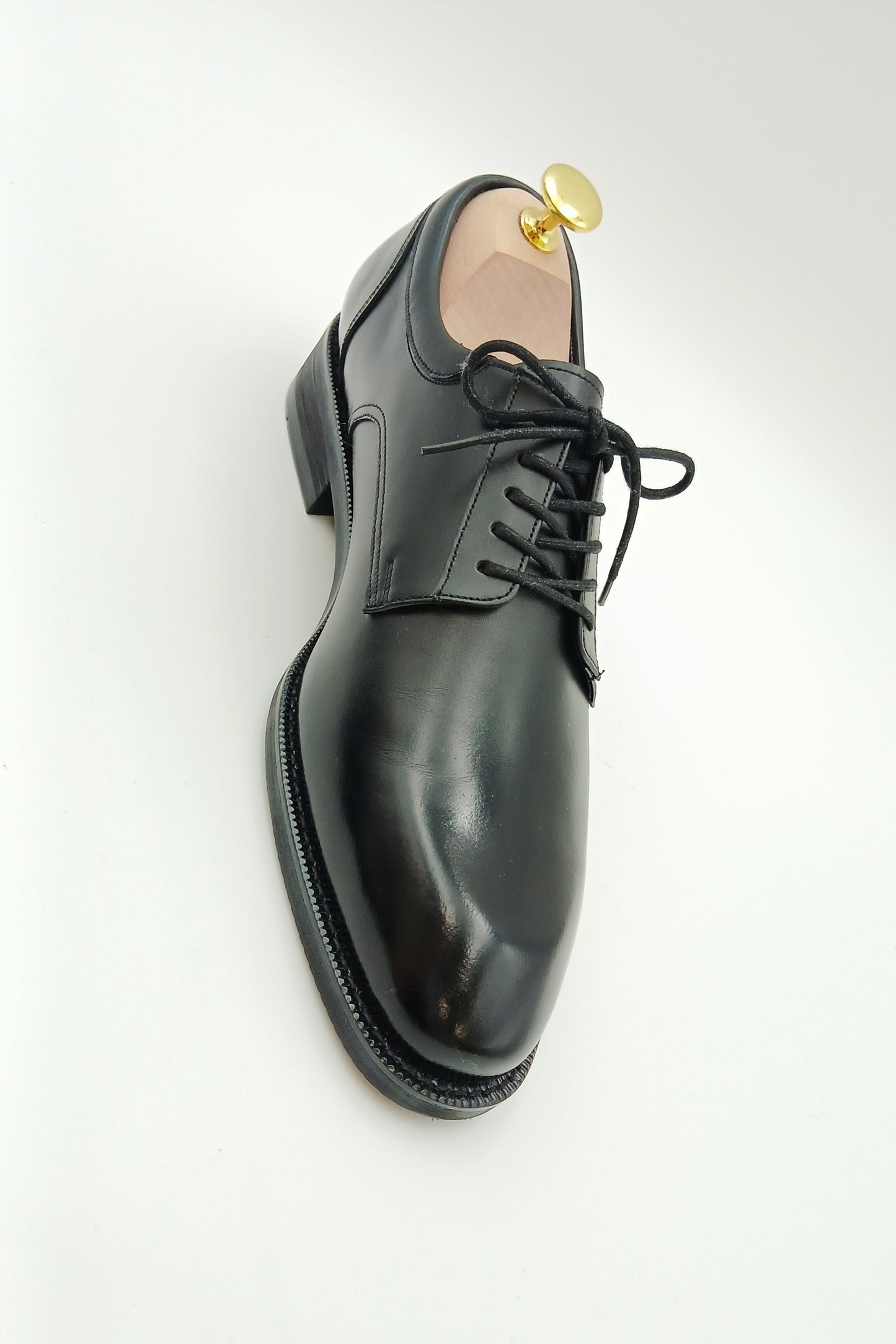 Obsidian Plain Derbies