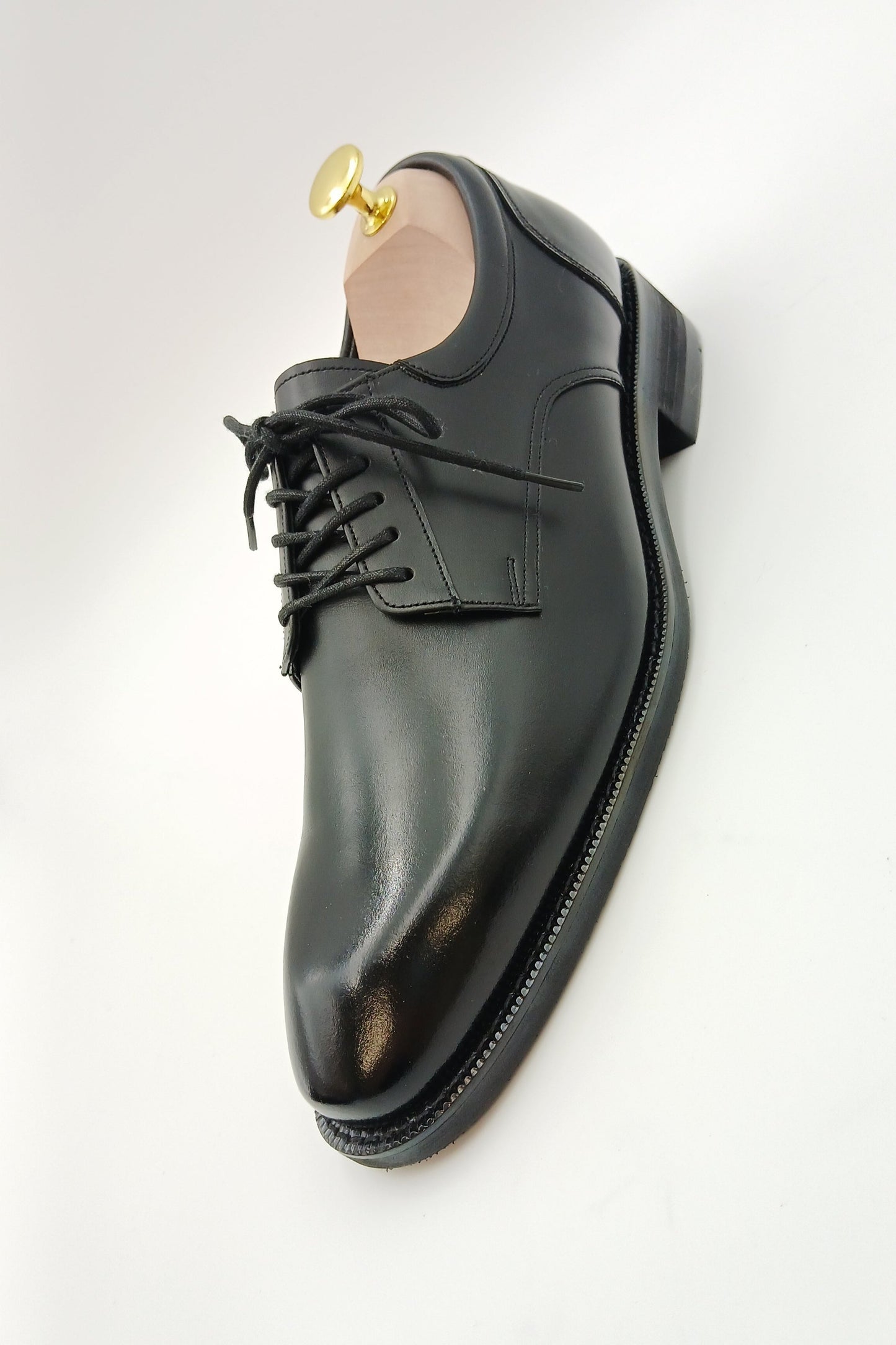 Obsidian Plain Derbies