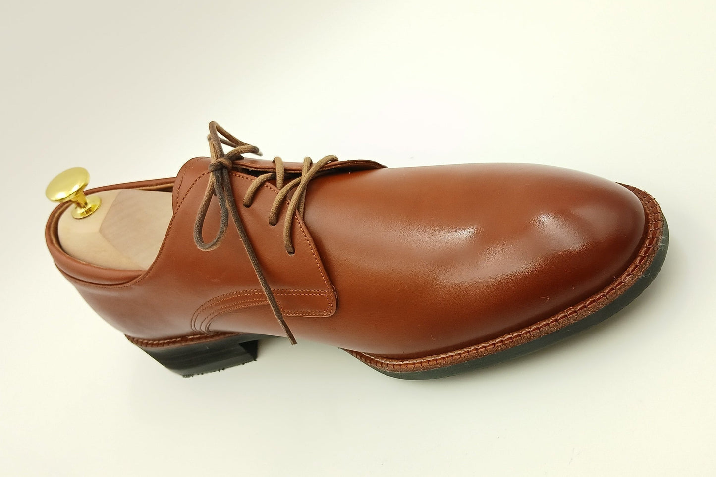 Cognac Classic Derbies