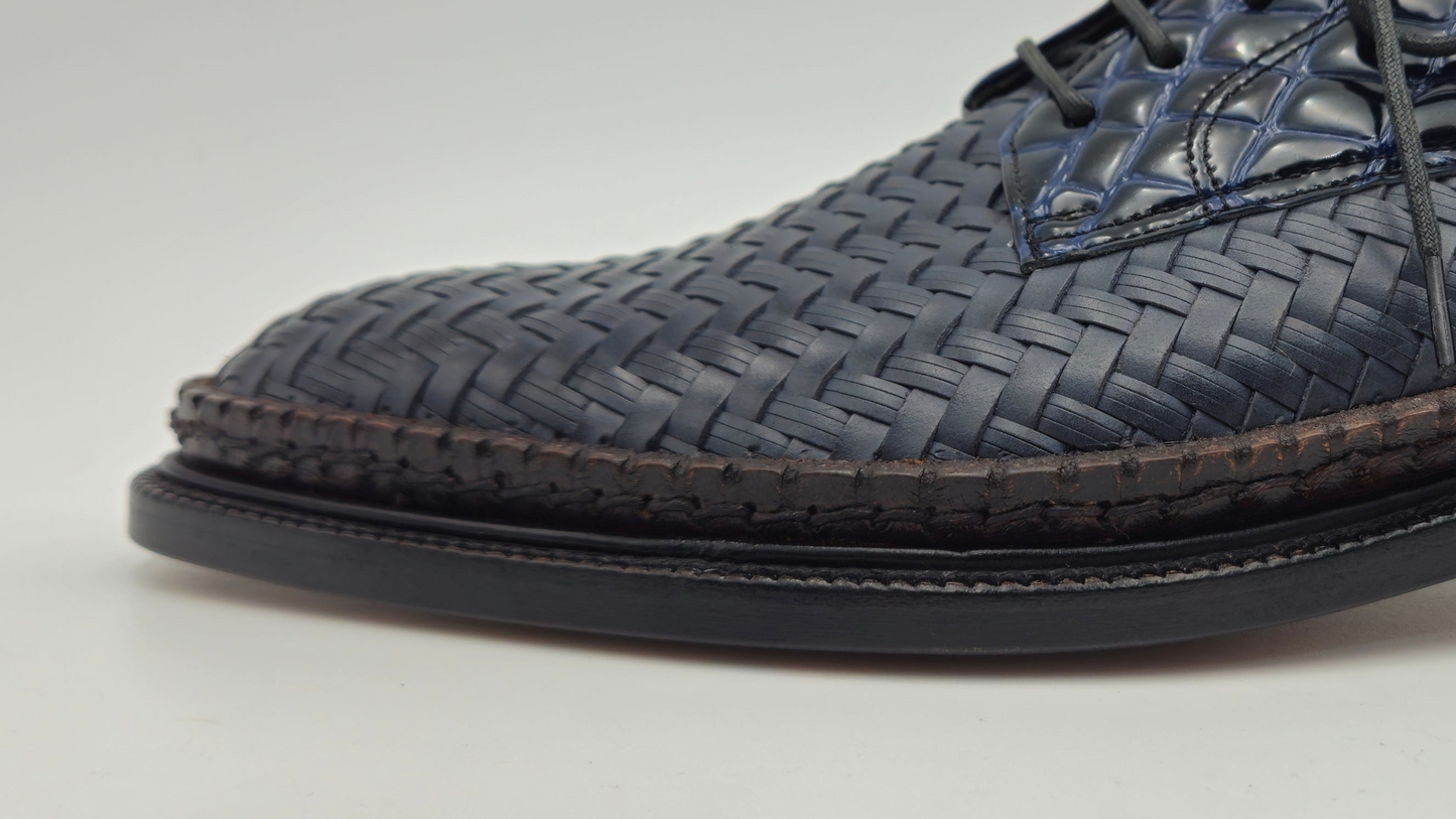 The d29:5 Master Artisan Zaffiro Woven Dress Shoe