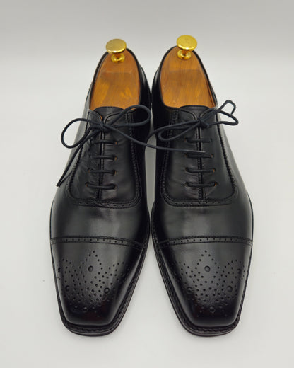 The d295ma Signature Heritage Black Oxford