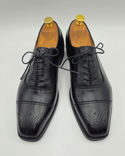 The d295ma Signature Heritage Black Oxford