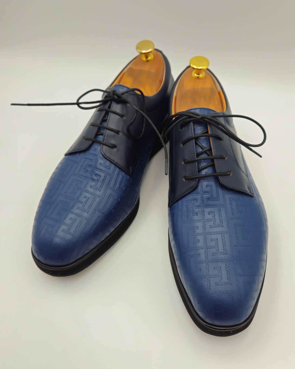The d29:5 Zaffiro Embossed Derby