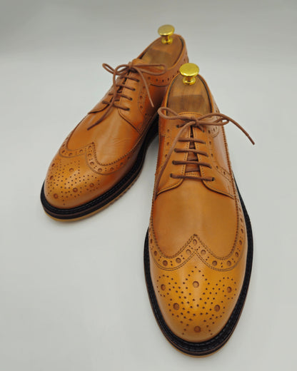 The d29:5 Master Artisan Tan Full-Brogue Derby