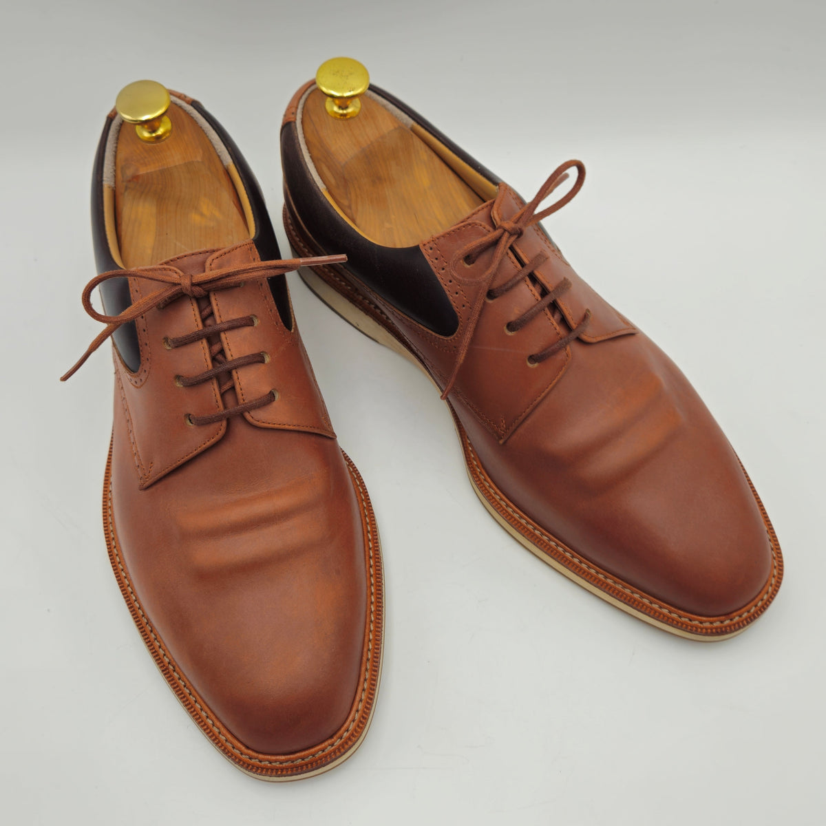 The d29:5 Meridian Terracotta Saddle Derby