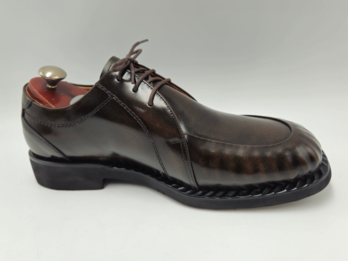 The Seongsu Burnished Derby