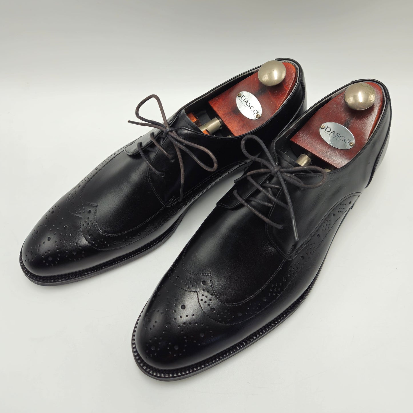 The D295MA Classic Black Brogue Derby