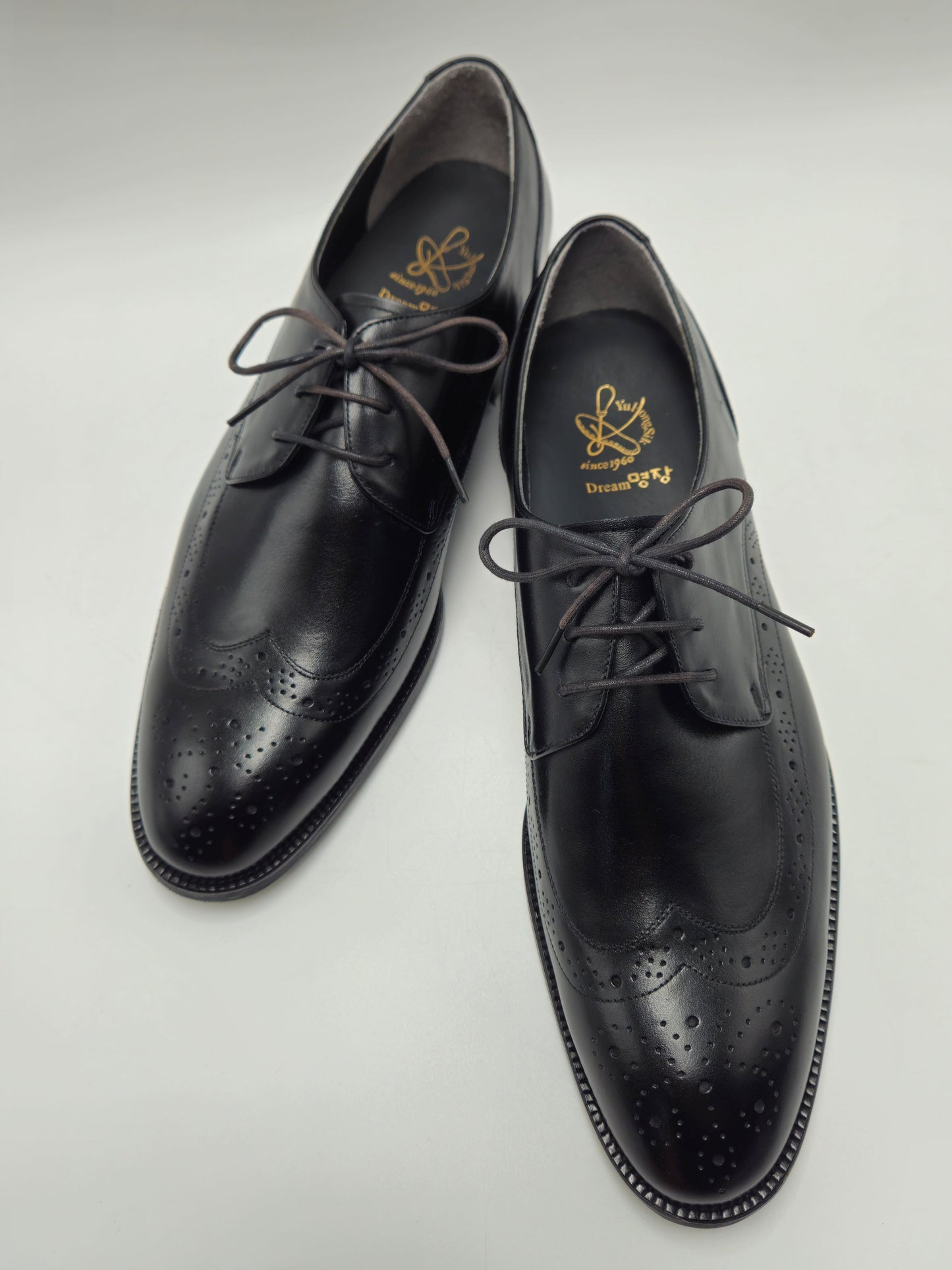 The D295MA Classic Black Brogue Derby